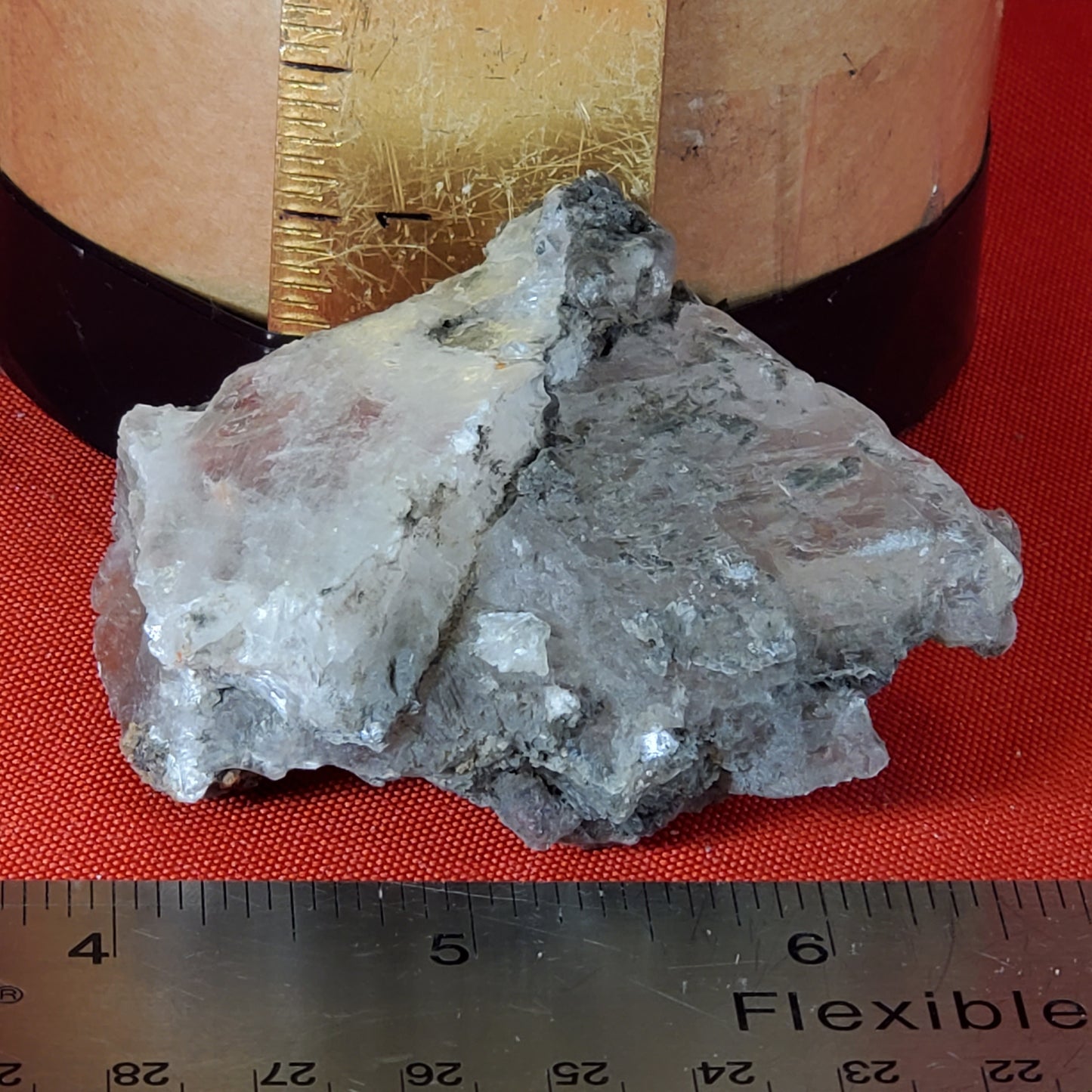 Gypsum VAR selenite red, gypsum Creek. Sedgwick, Wichita, Kansas