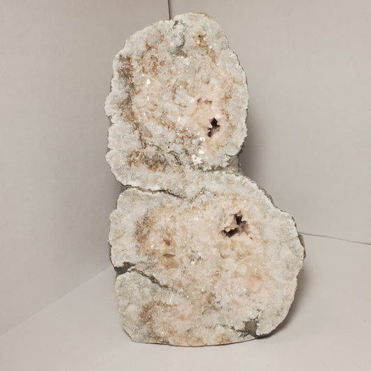 CUT TO STAND DOUBLE FABULOUS KEOKUK GEODE