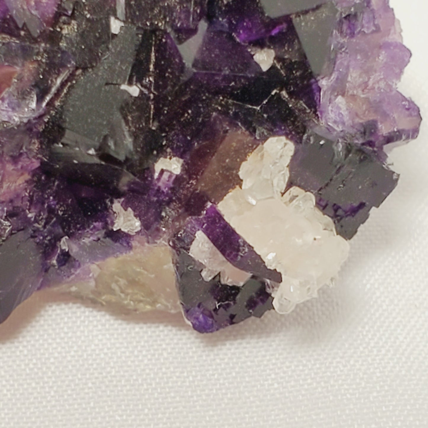 FLUORITE
