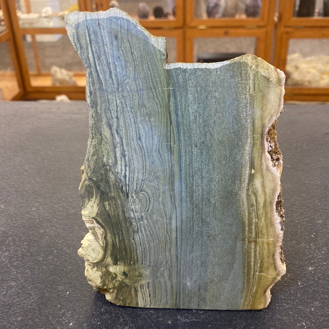 RAW SERPENTINE
