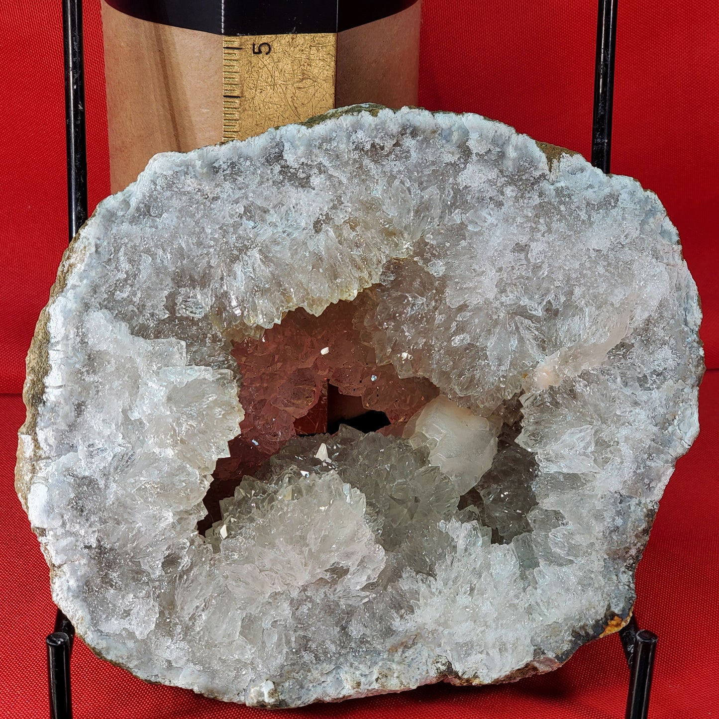 WINDOW SILL GEODE SLICE