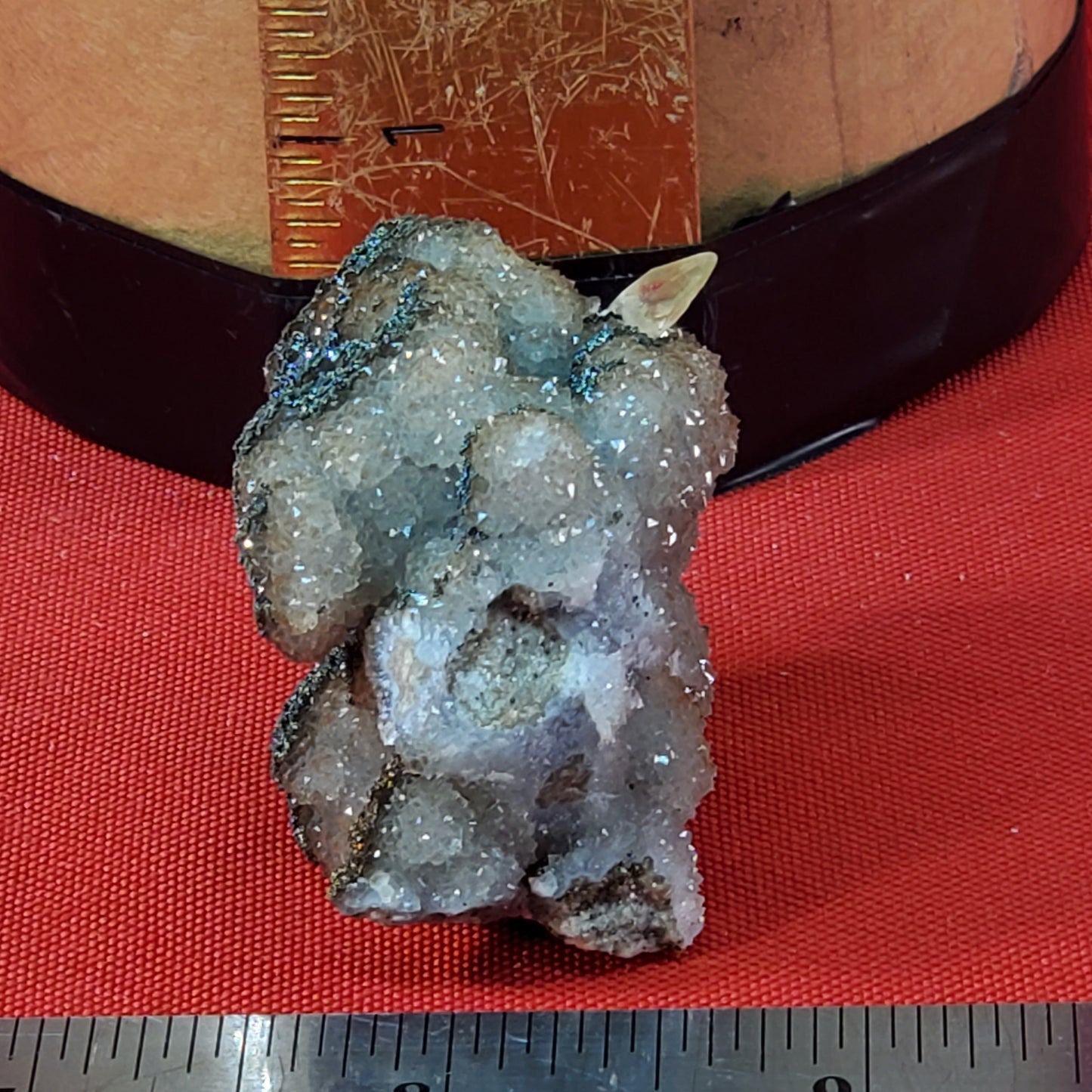 Chalcopyrite and dogtooth calcite on druzy quartz