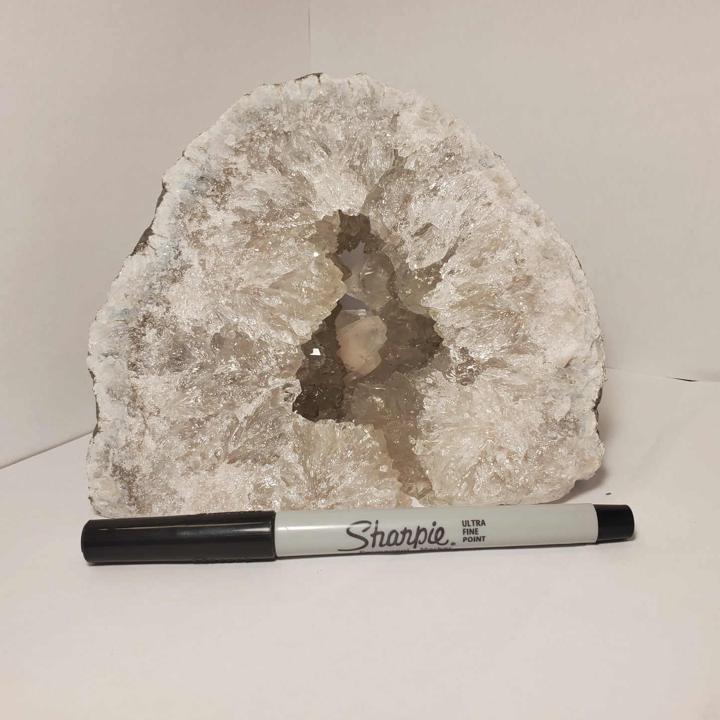 CUT TO STAND "WINDOW SILL" FABULOUS KEOKUK GEODE