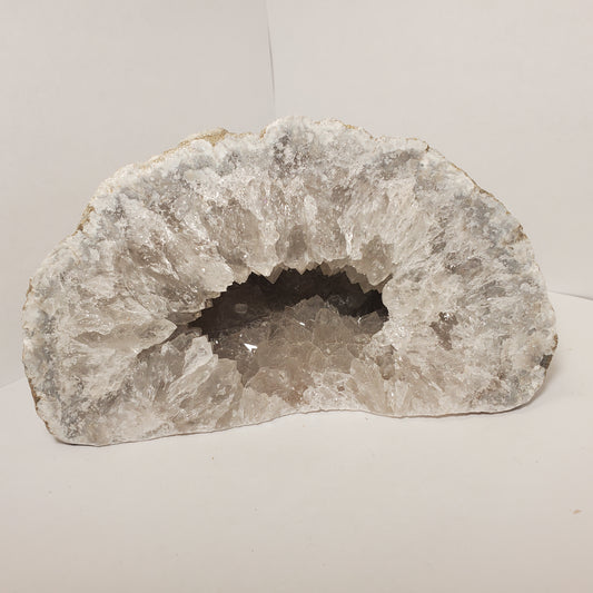 CUT TO STAND FABULOUS KEOKUK GEODE