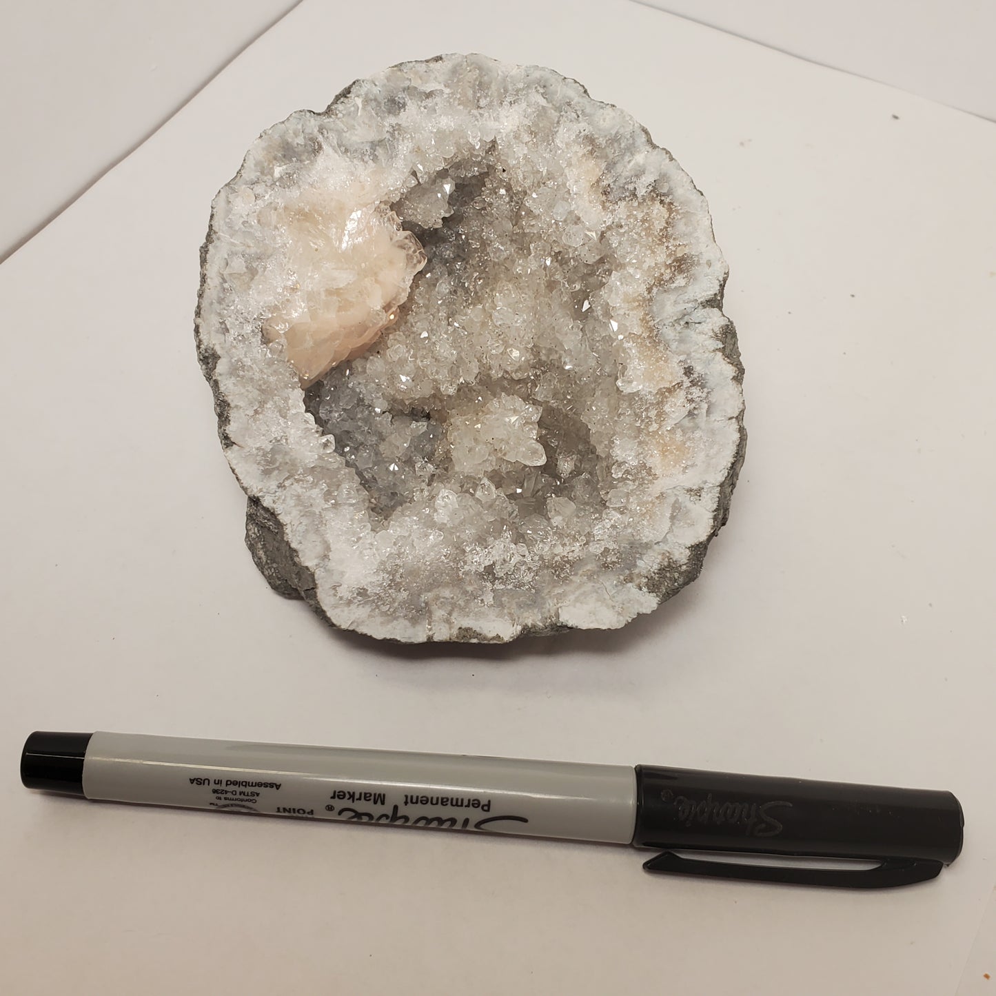 FABULOUS KEOKUK GEODE HALF