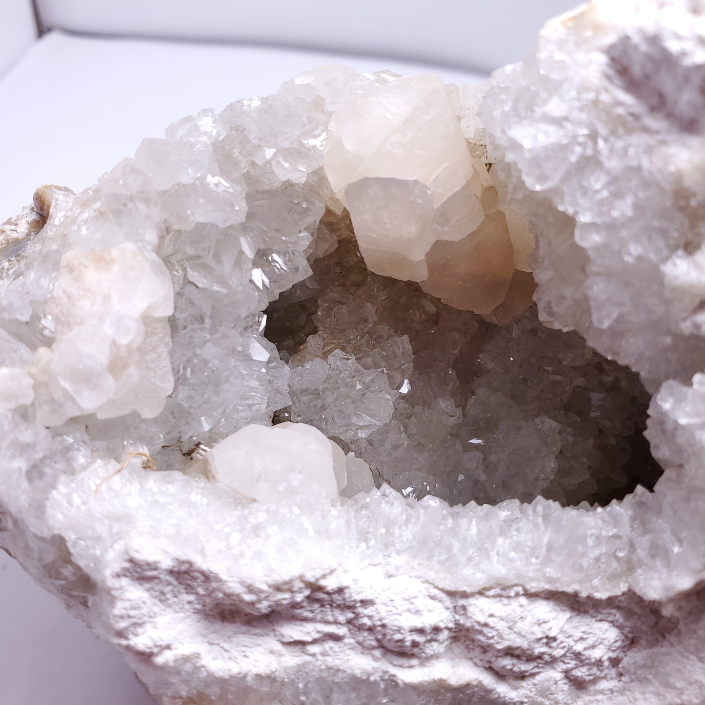 CALCITE QUARTZ CUT TO STAND GEODE CHUNK