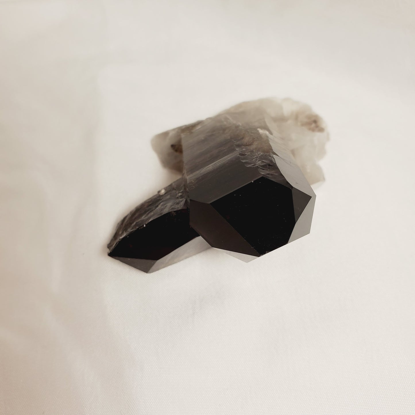 IRRADIATED SMOKEY QUARTZ