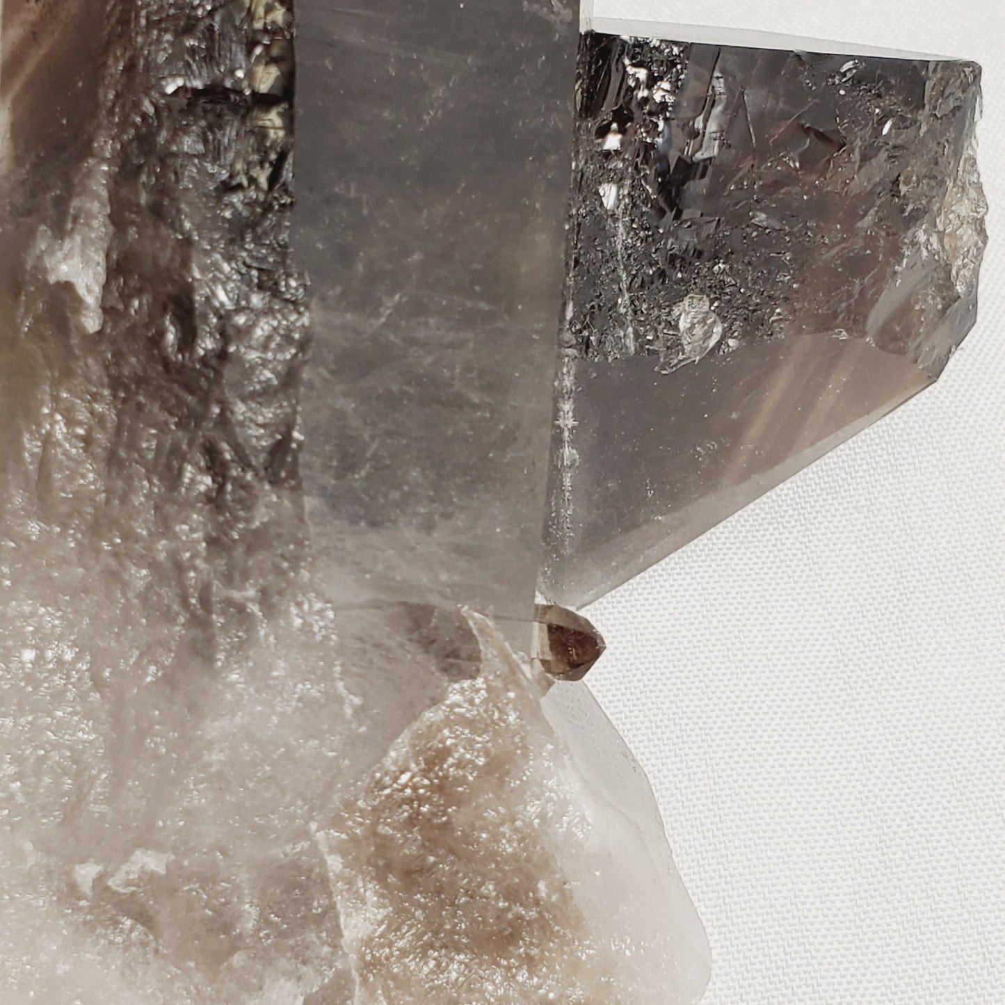 IRRADIATED SMOKEY QUARTZ