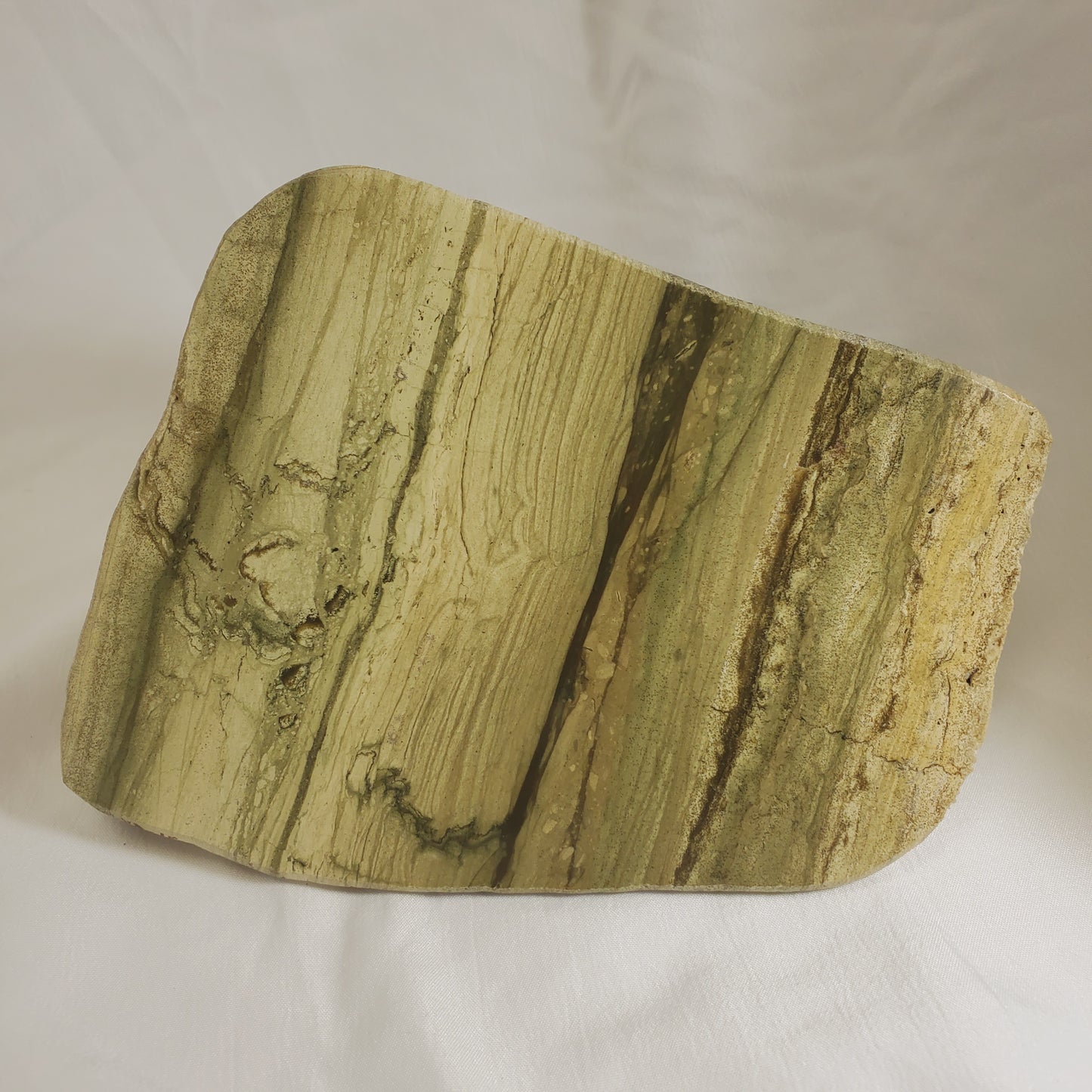 POLISHED SERPENTINE